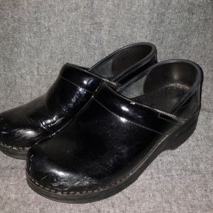 Black Patent Leather Danskos
